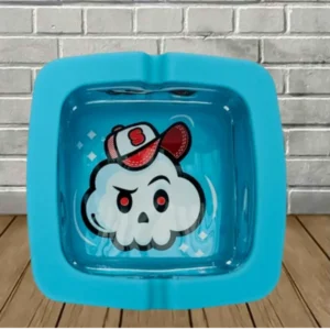 Alternative view of Strio Square Glass + Silicone Ashtray 2.0